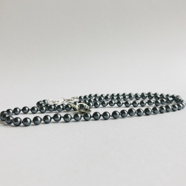 貝ベビーパールオールノットマチネーネックレス/約5mm約63cm/ブラックパール/R/made in japan