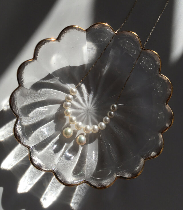 自分へのご褒美【K18YG】トップクラスのベビーパール *TWENTY粒* スルータイプネックレス&最高品質ピアスセット