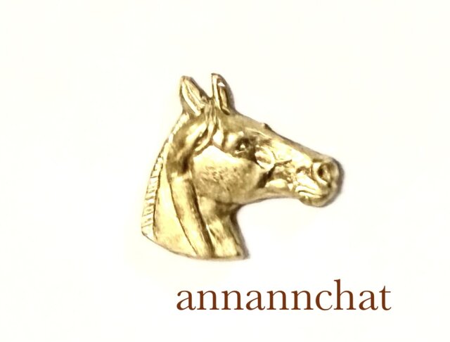 アメリカ製 馬 真鍮 ピンブローチ】横顔 2026 ゴールドカラー | iichi