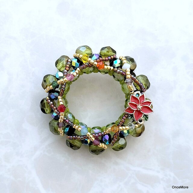 クリスマスリースのブローチ（dec-ポインセチア）