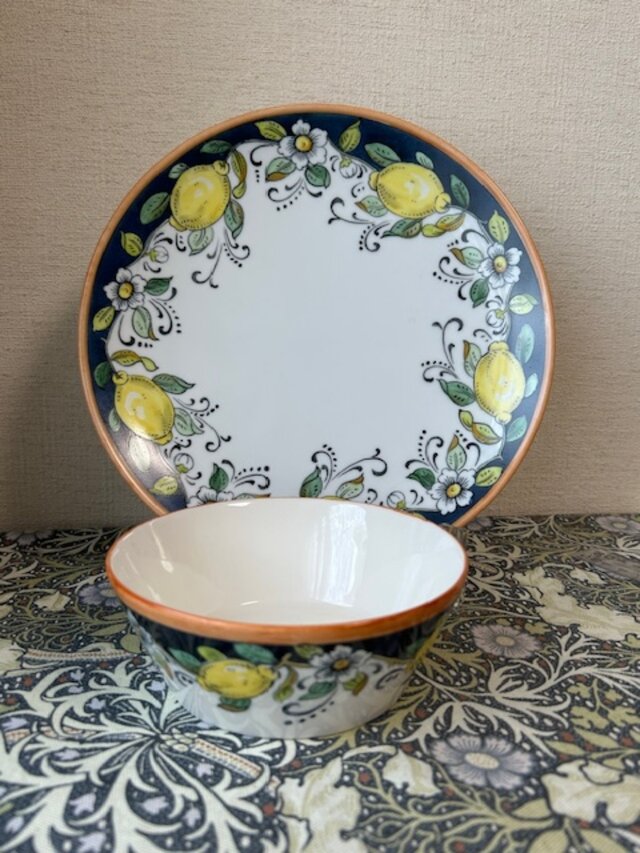 レモンの大皿とボール