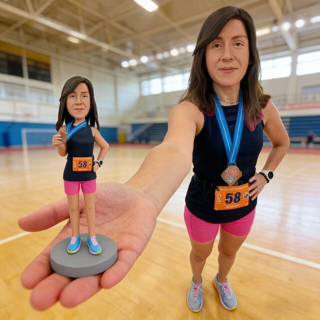 誕生日プレゼント 女性 彼女 オーダーメイド 似顔絵 人形 女友達  写真 から フィギュア 妻 奥さん 肖像画 感謝 車飾り