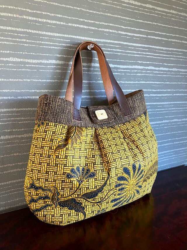 バティックと柿渋染めのマチなし手提げ