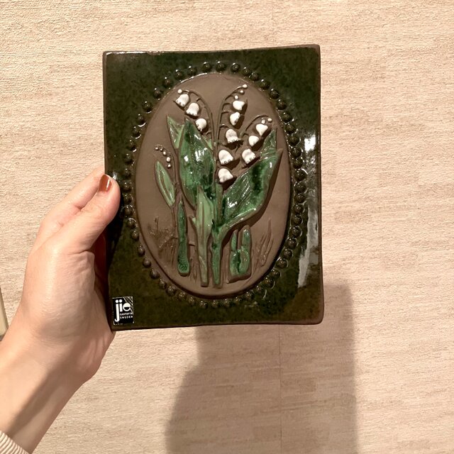 北欧＊白いすずらんの陶板／ジィガントフタ／Jie Gantofta／陶器の壁