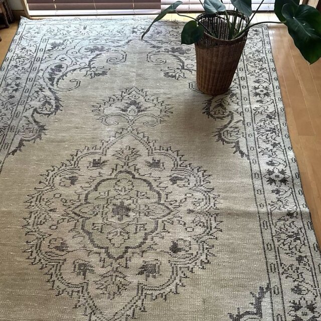 大判147×272淡いベージュ×こげ茶 メダリオン トルコヴィンテージラグ