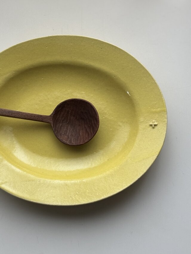 オーバル深キイロ