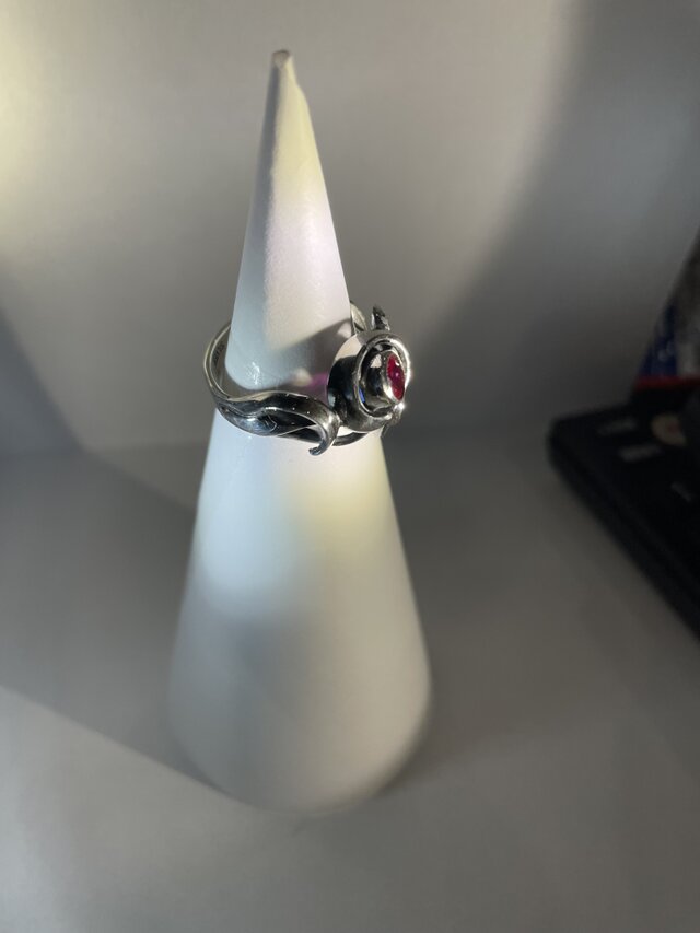 艶やか | iichi 日々の暮らしを心地よくするハンドメイドや