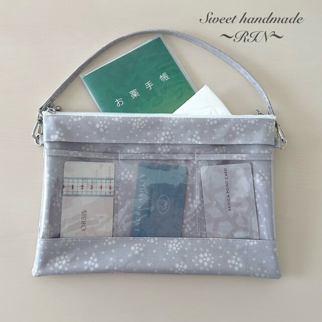 A5対応◎ 母子手帳・血圧手帳・お薬手帳収納に＊透明窓付きダブルファスナーポーチ〈SNORKELING - glitter〉