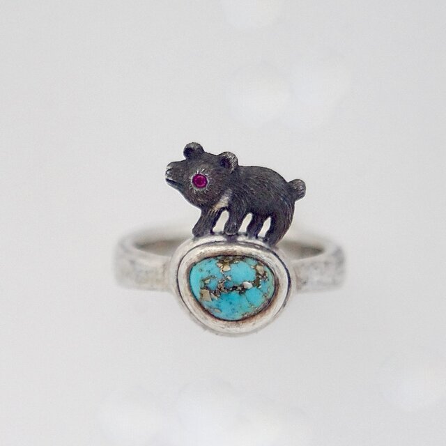 くま ] リング | iichi 日々の暮らしを心地よくするハンドメイドや