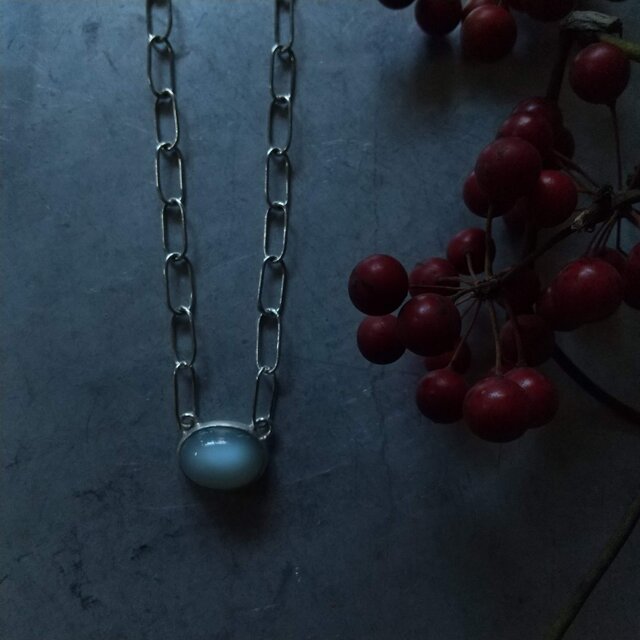 グレームーンストーンシルバーネックレス