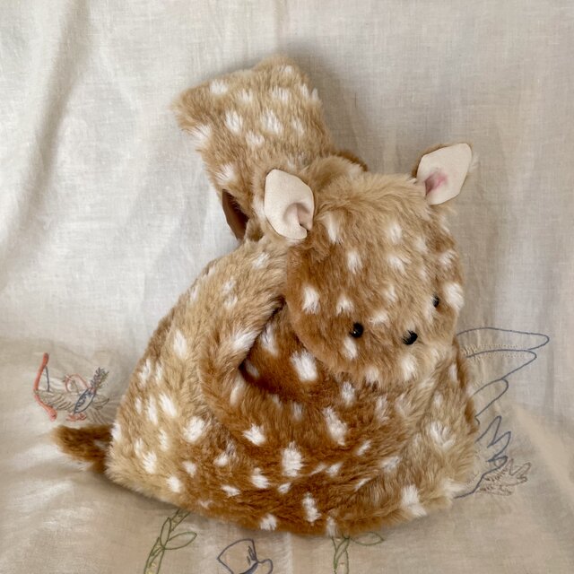 おすわり子鹿のバッグ　黄金色