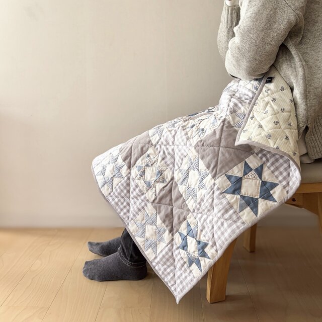 一点ものパッチワークキルト＊冬の星 | iichi 日々の暮らしを心地よく