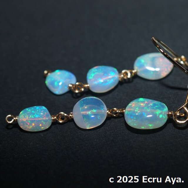 Noel*惑星*プレシャスオパールのピアス | iichi 日々の暮らしを