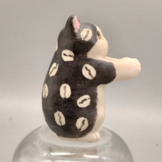 一輪ねこ　コーヒー豆模様