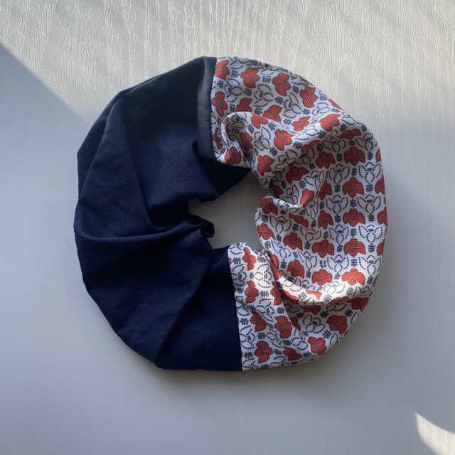 着物リメイクシュシュ⑥（ネイビー×ホワイト×レッド）