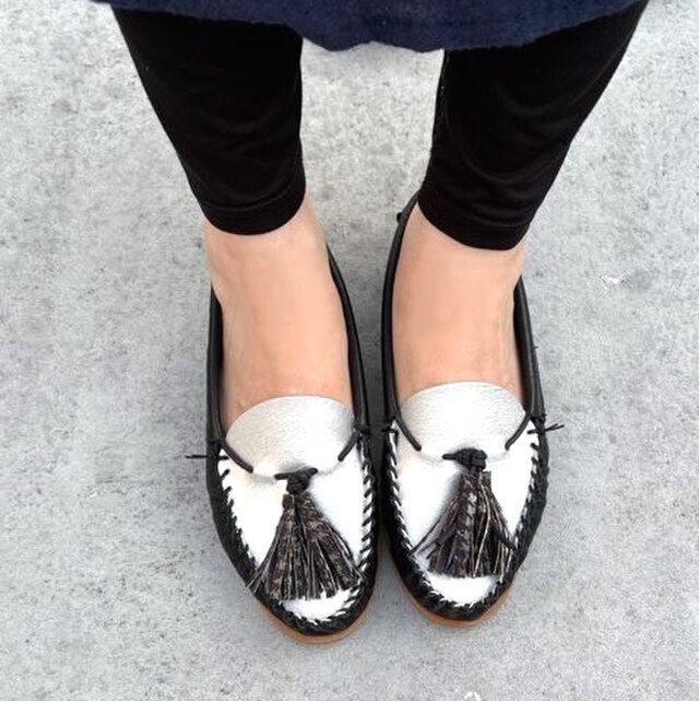 ハンドメイド本革モカシンローファー｜歩きやすい・柔らか・大人タッセルデザイン