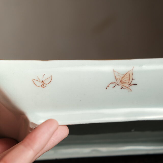 花と蝶々◇ゴージャスな雰囲気。伊万里 花蝶文長方皿 刺身皿 芍薬 骨董