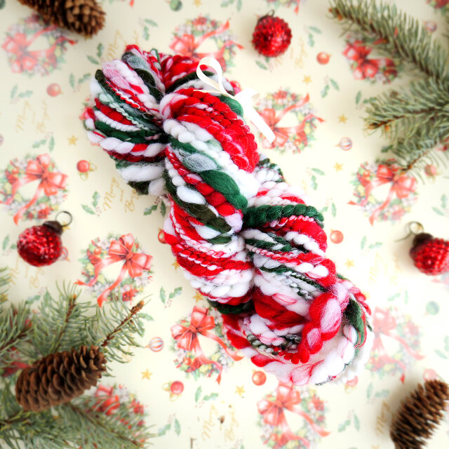 Christmas★｜91g/41m 極太糸｜ウール｜手紡ぎ糸｜アートヤーン