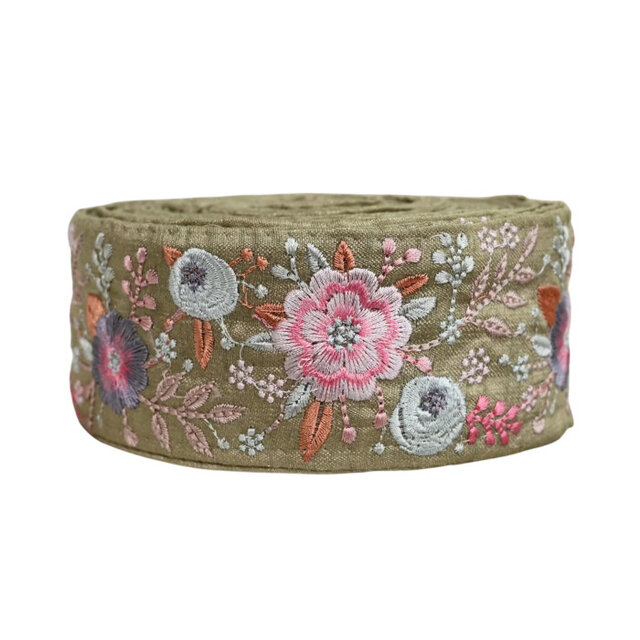 インド刺繍リボン50cm切り売り フラワー カーキベージュ地 5.5cm幅 花 HC R-0814