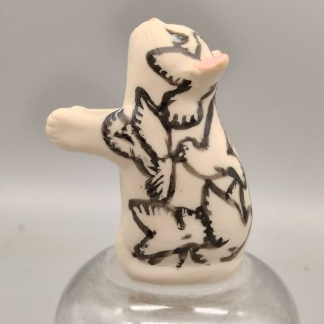 一輪ねこ　鳩模様