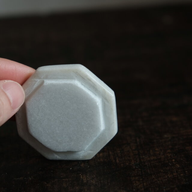 インド産◇大理石天然石象嵌細工の小物入れ インテリア 伝統工芸品 花