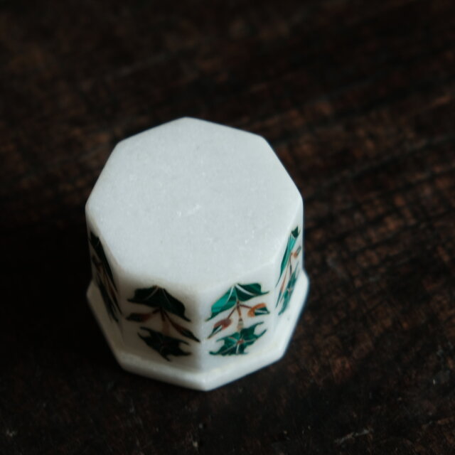 インド産◇大理石天然石象嵌細工の小物入れ インテリア 伝統工芸品 花