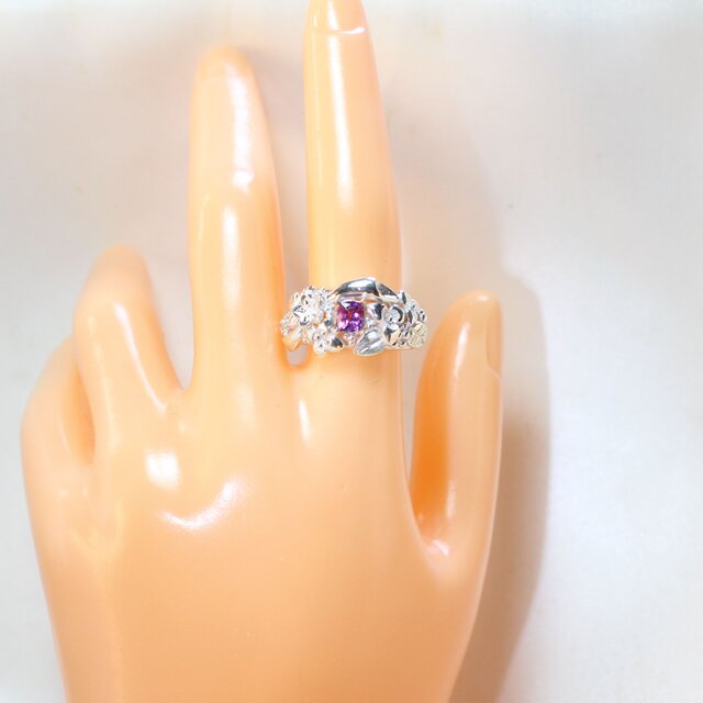 Sv925 グレープガーネットフラワーリング 0.55ct | iichi 日々の暮らし
