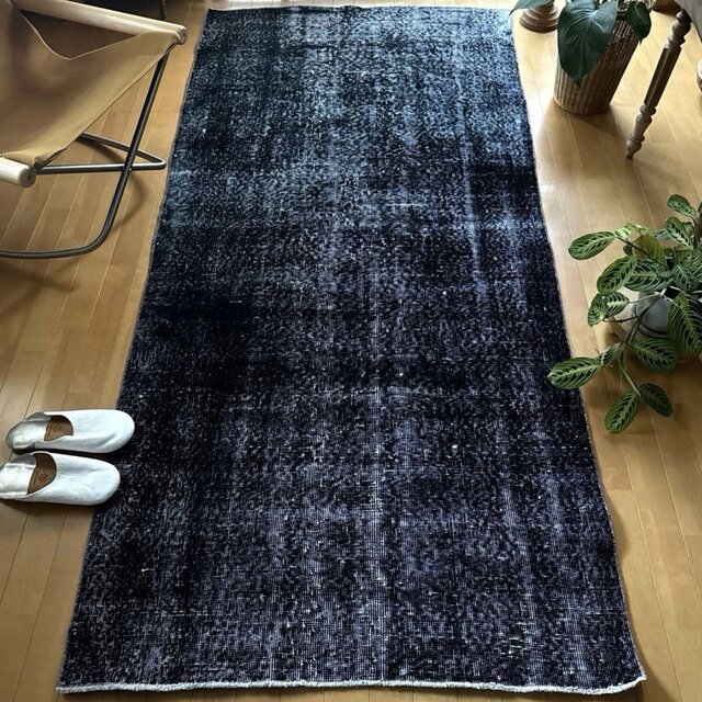 101-109×229 ブラックオーバーダイ　ワンカラー　トルコヴィンテージラグ 101-109×229 ブラックオーバーダイ ワンカラー トルコヴィンテージラグ