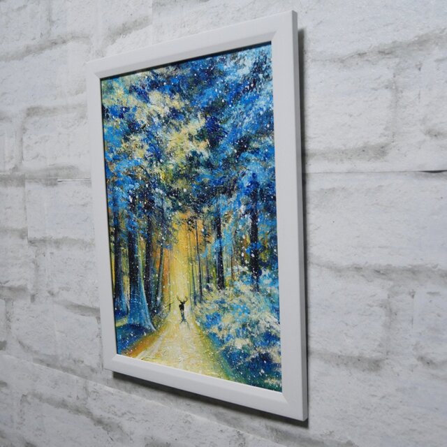 油絵【雪景色の中で雪に立つ鹿】 | iichi 日々の暮らしを心地よくする