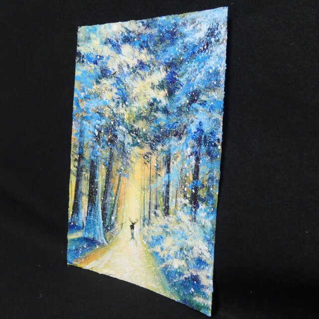 油絵【雪景色の中で雪に立つ鹿】 | iichi 日々の暮らしを心地よくする