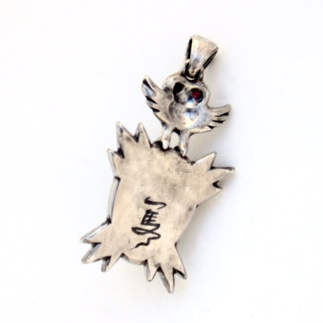 鳥 ペンダントトップ | iichi 日々の暮らしを心地よくするハンドメイド