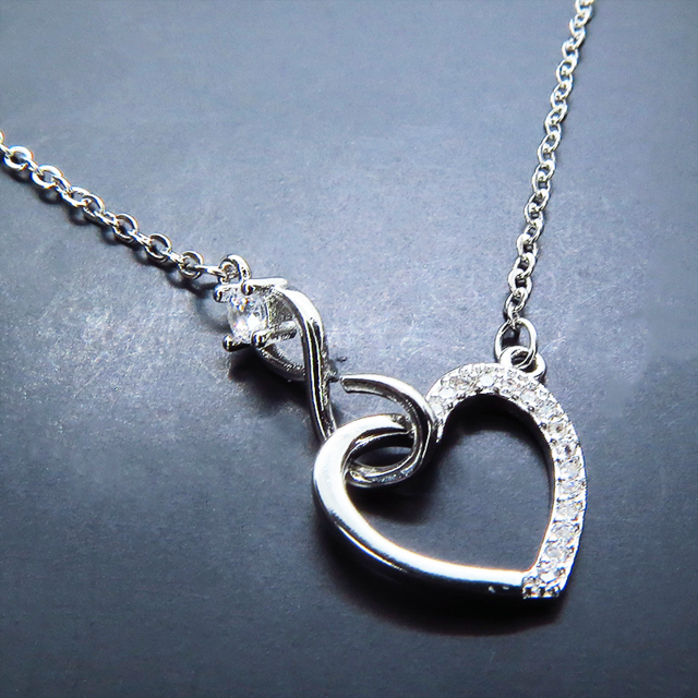シルバー925 ハートとインフィニティ（無限）モチーフのネックレス キュービックジルコニア アジャスター付