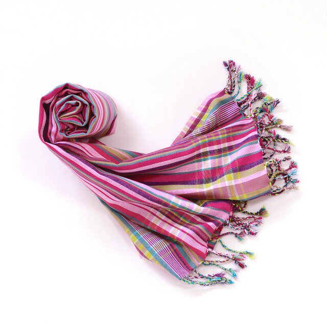 ケニアの綿織物 キコイ（ Kikoi ）ショール大判 ストール 羽織る