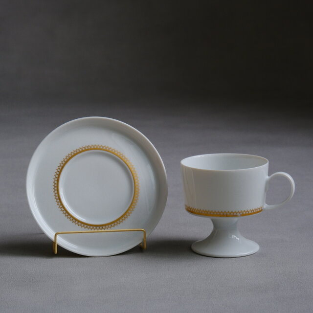 再入荷【Rosenthal】ドイツ製 / 金彩ヴィンテージカップ&ソーサー