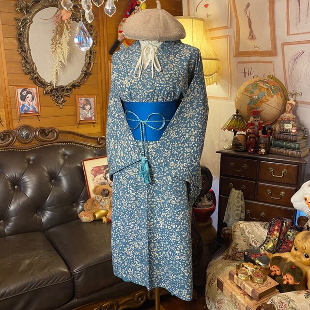着物 リメイク ロング ワンピース ドレス 洗える 化繊 名古屋帯サッシュベルト 和洋折衷 レトロ 古着 ハンドメイド 細やかに描かれた草花、つる、幾何── KW-957 着物 リメイク ロング ワンピース ドレス 洗える 化繊 名古屋帯