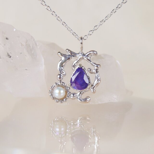シルキーサファイアと真珠のペンダント シルバー925