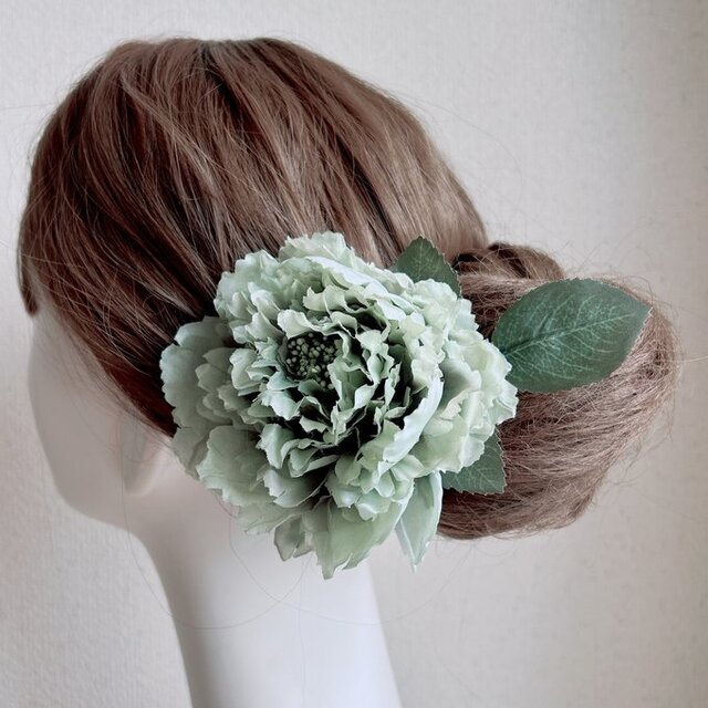 モスグリンのピオニーの髪飾り　緑色　グリン　花径11cm　フラメンコ　フローレス　花飾り　発表会　舞台　イベント