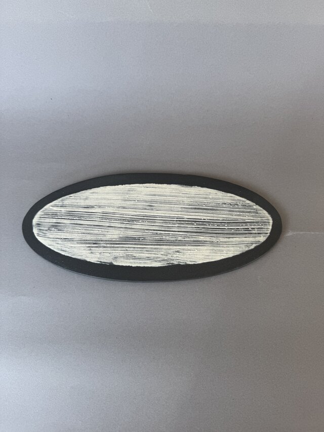 白化粧刷毛目楕円皿