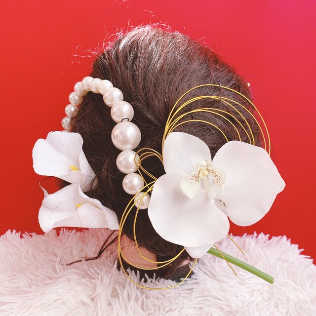 胡蝶蘭☆カラーリリィ☆成人式髪飾り☆卒業式髪飾り☆結婚式髪飾り☆白無垢ヘア☆袴ヘア☆プリザーブドフラワー☆かすみ草☆和装☆