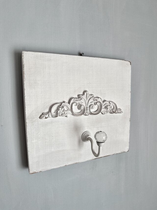 1点もの アンティーク シャビーシックなウォールフック 1連 ピュアホワイト ヴィンテージウッド 木製