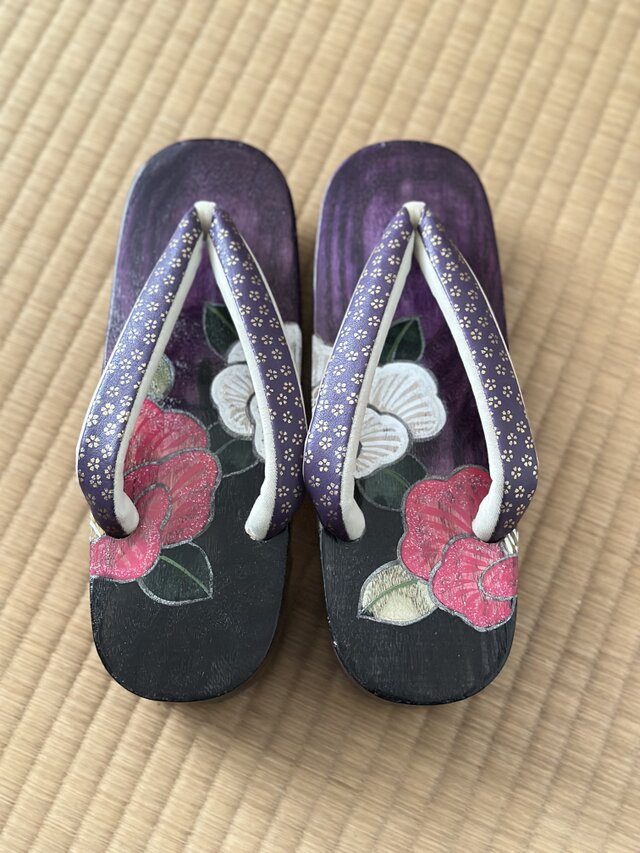 2L 椿の下駄 反小町 黒紫