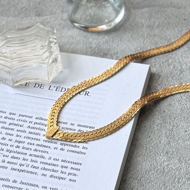 N309-ヴィンテージネックレス U.S.A. 1980's Gold Tone Scallop Flat Woven