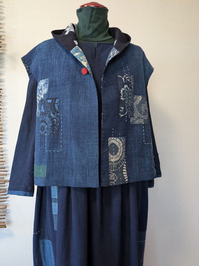 古布リメイク ミニフード リバーシブルゆったり幅ベスト 藍染 襤褸