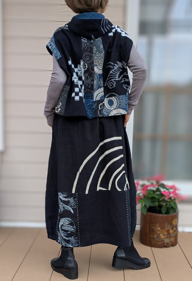 古布リメイク ミニフード リバーシブルゆったり幅ベスト 藍染 襤褸