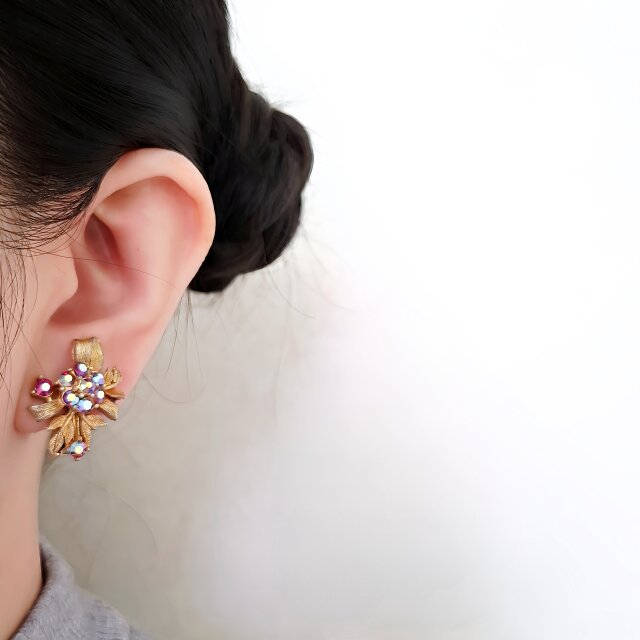 ribbon leaf red aurora rhinestone flower ヴィンテージイヤリング