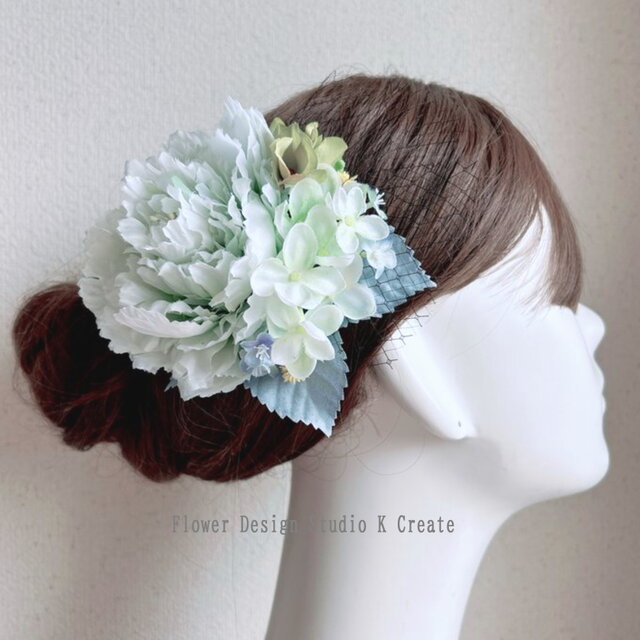 ダンス・発表会に♡ミントカラーのピオニーのヘアクリップ　ミント　髪飾り　花　フラメンコ　ヘアクリップ　チュール　紫陽花