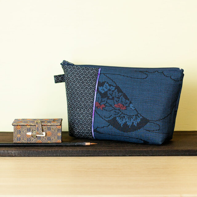 B-102大島紬切り替えポーチ/男大島×青紫ライン青色大島
