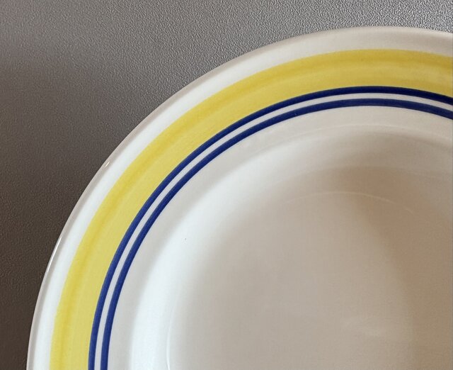 国産の古いスープ皿 カレー皿 Mikasa ミカサ アンティーク皿 昭和