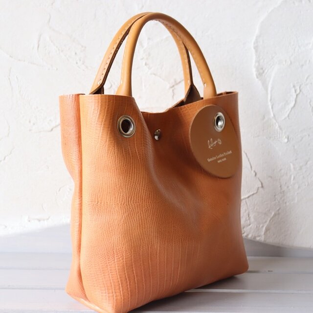 縦シボが艶めく本革リザード型押しミニトート 男女兼用 ハンドメイド