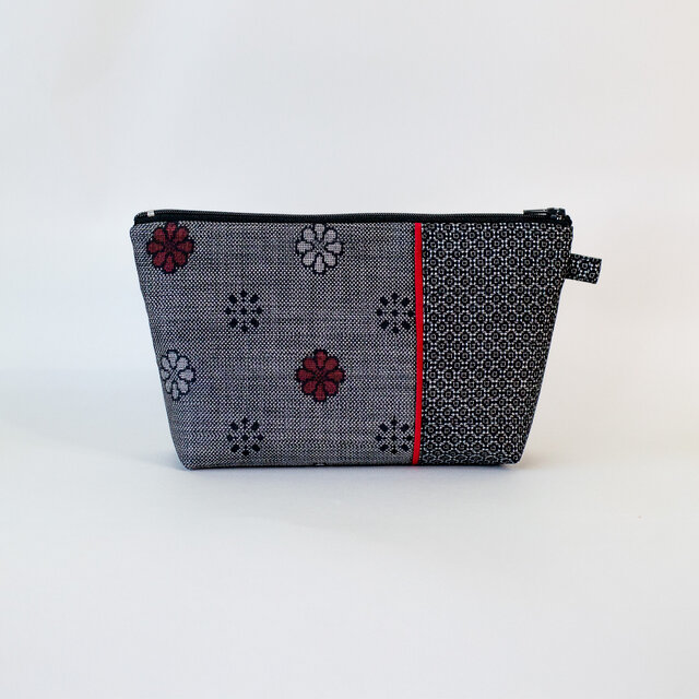 B-104大島紬切り替えポーチ/赤ライン×男大島 | iichi 日々の暮らしを